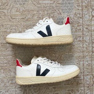Veja Women’s V10 Cream and Black Sneakers with Red Accent